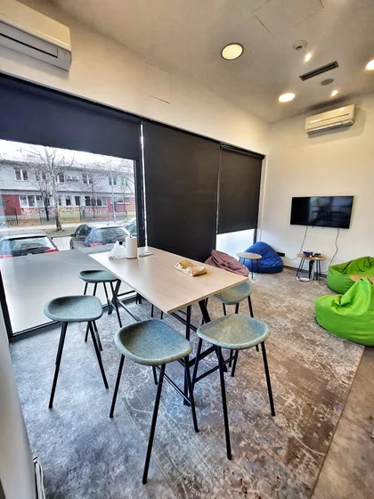 Veljka Petrovića 12 | 4zida.rs