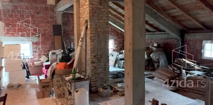 4-etažna kuća | 4zida