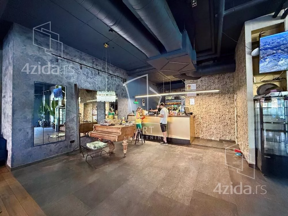 Lokal | 4zida