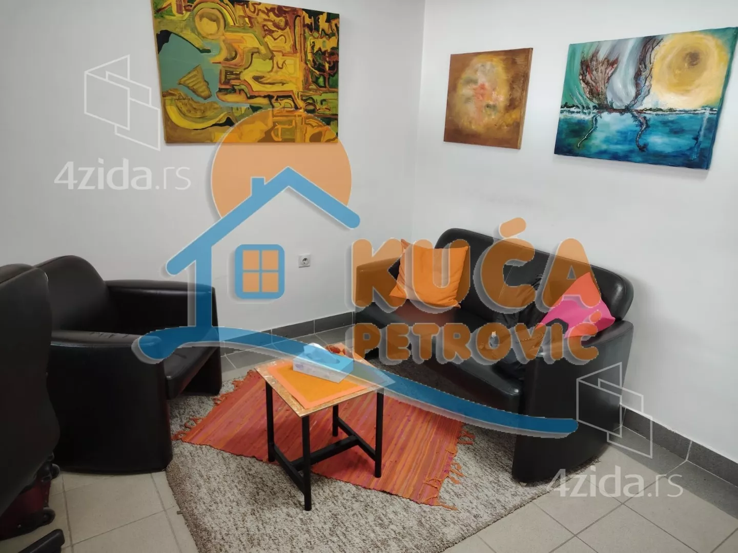 Lokal | 4zida
