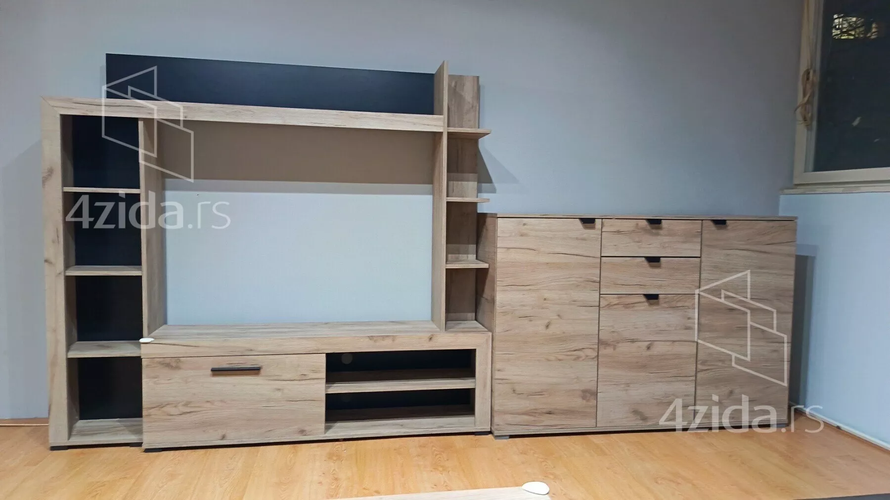 Dvoiposoban stan | 4zida