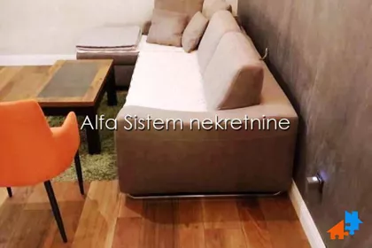 Crveni Krst Vračar | 4zida.rs