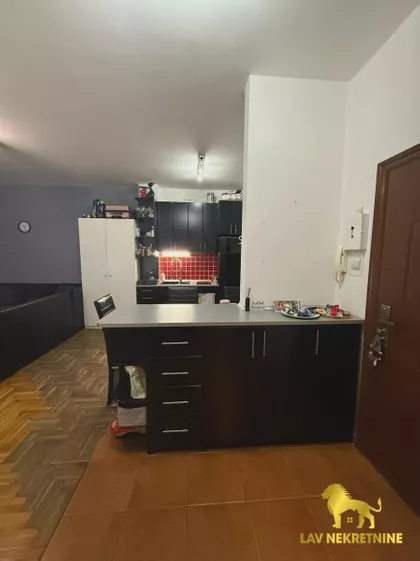 GOGOLJEVA | 4zida.rs