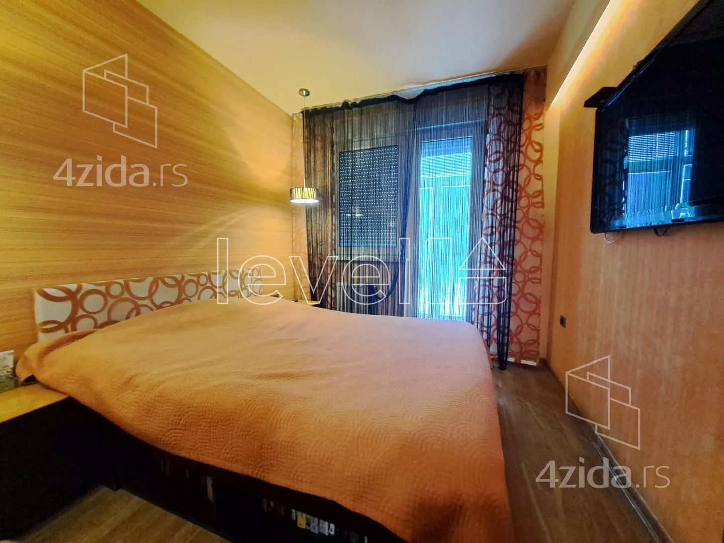 Petosoban stan | 4zida