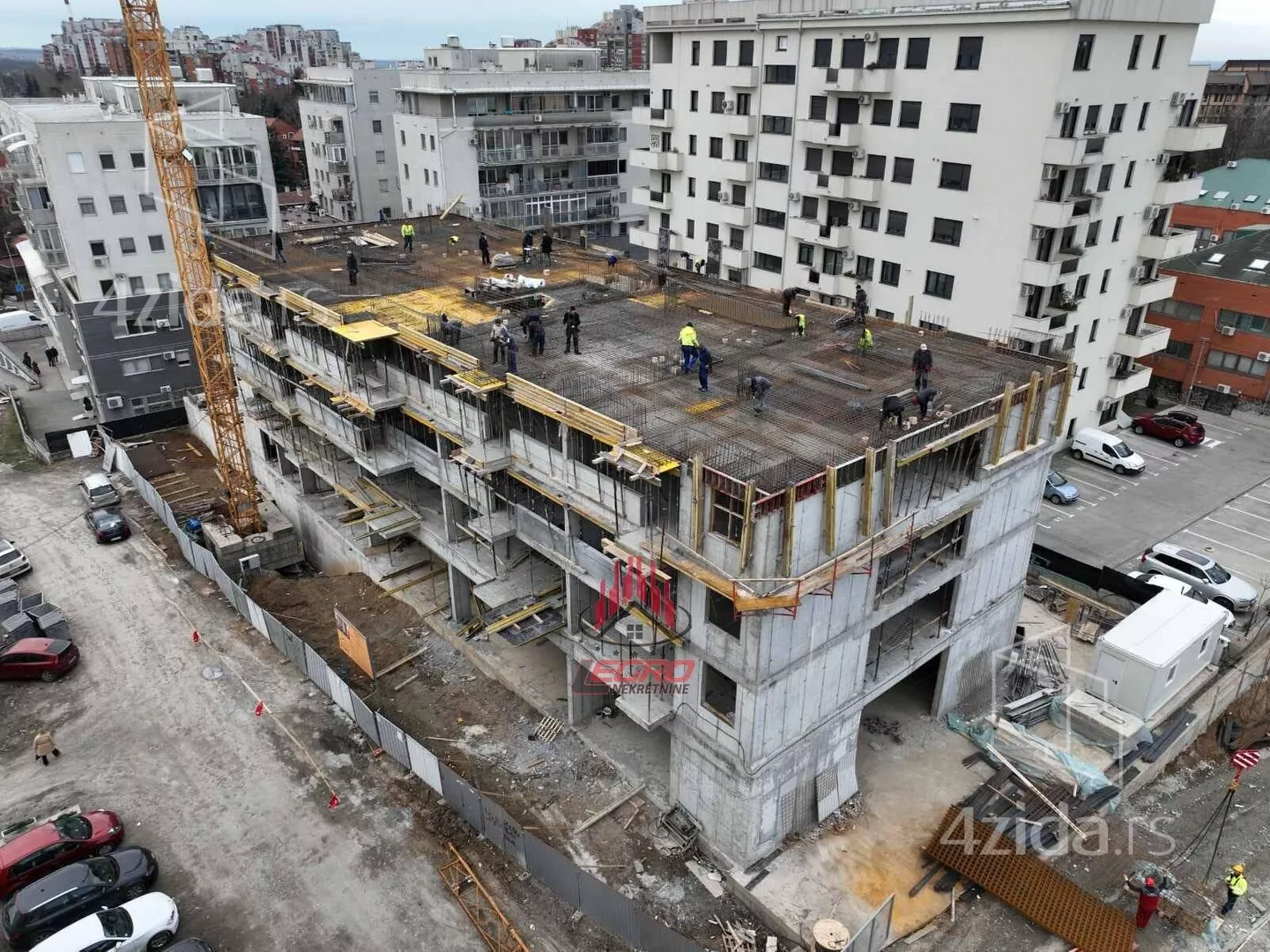 Dvoiposoban stan | 4zida