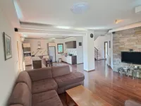 Altina, Zemun, Zemun opština, Beograd | 4zida.rs