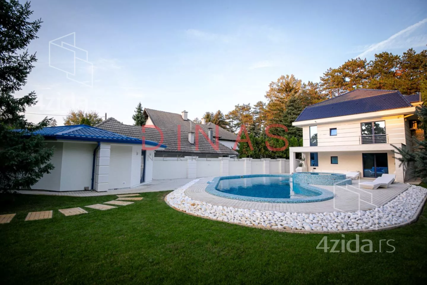 Kuća | 4zida