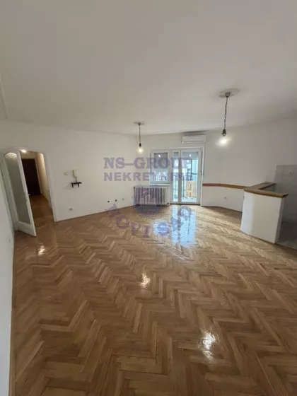 Novi Sad - Centar | 4zida.rs