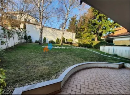 Golf Naselje | 4zida.rs