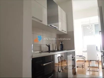 Crveni Krst Vračar | 4zida.rs