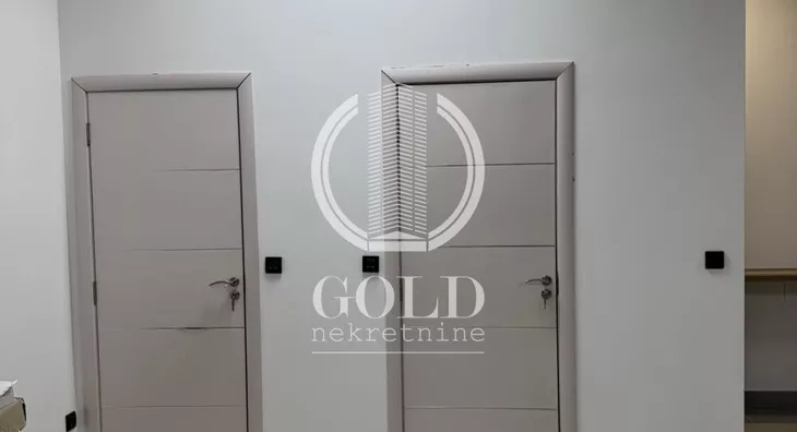Lokal | 4zida