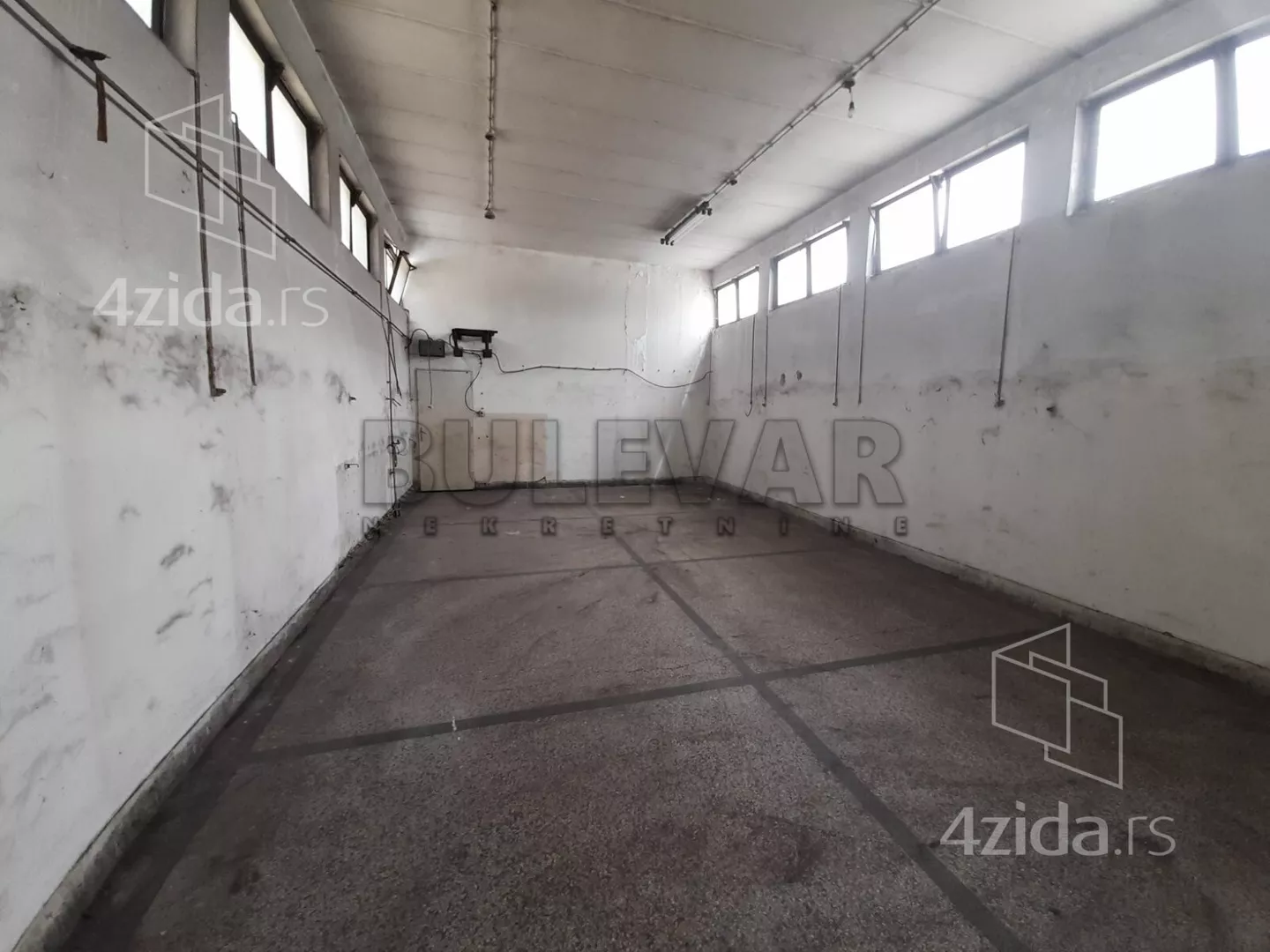 Lokal | 4zida