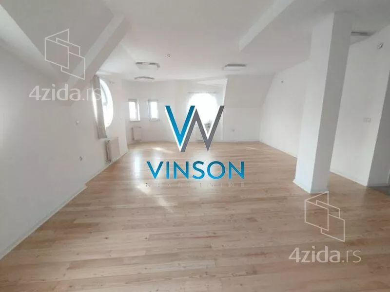 Četvoroiposoban stan | 4zida