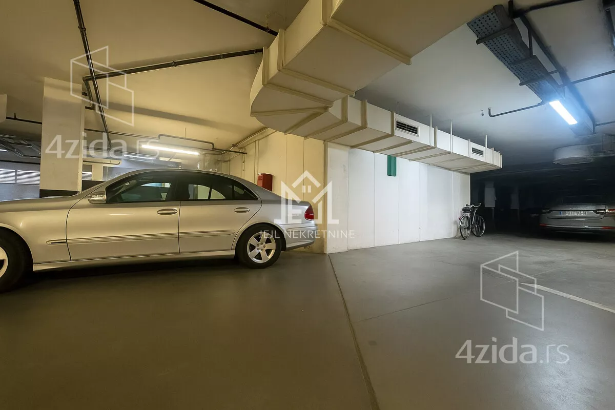 Garaža/Parking | 4zida