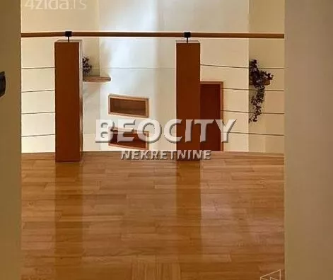 Šestosoban stan | 4zida
