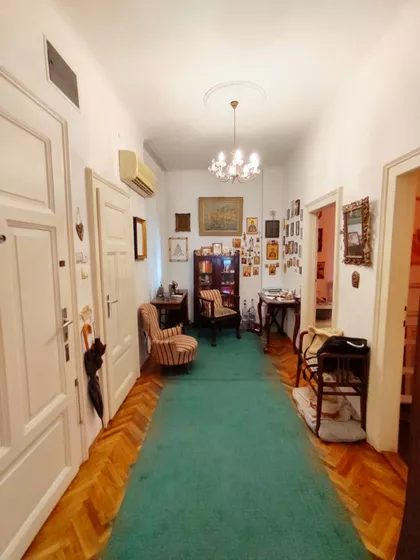 Makenzijeva | 4zida.rs