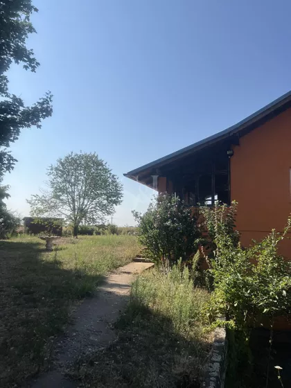 Okolne lokacije | 4zida.rs