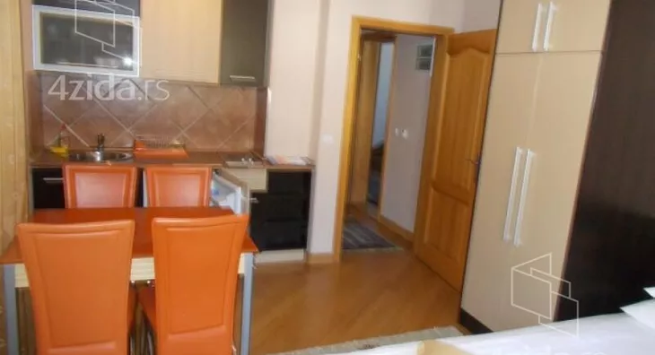 Ugostiteljski objekat | 4zida