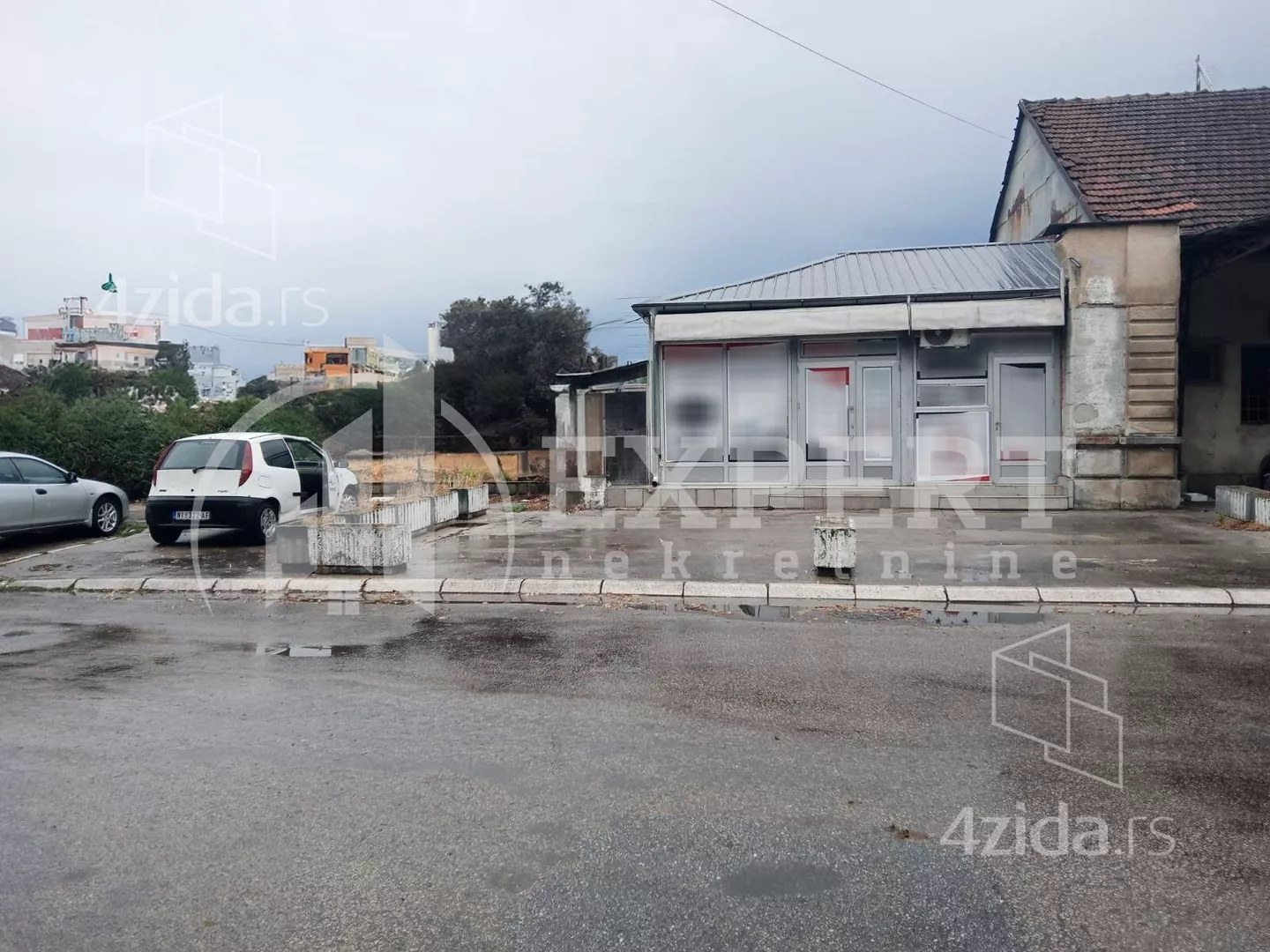 Lokal | 4zida