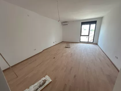 Lesnina | 4zida.rs