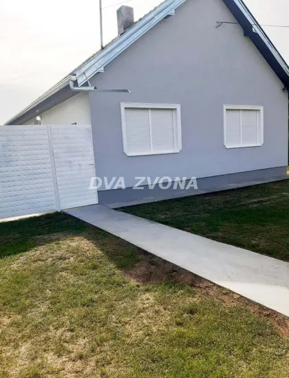 Bačko Gradište | 4zida.rs