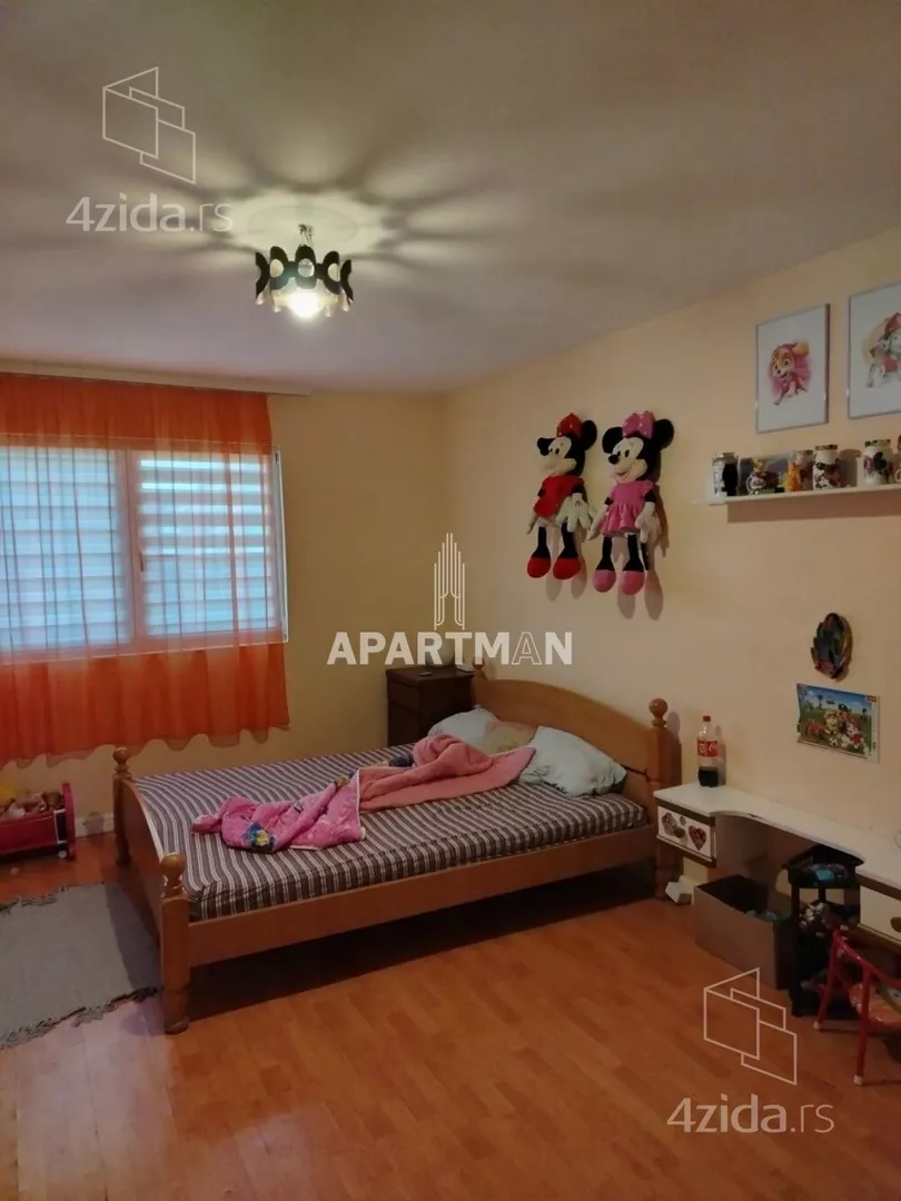3-etažna kuća | 4zida