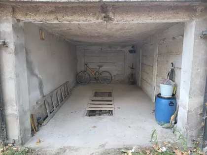 Rentgenova | 4zida.rs