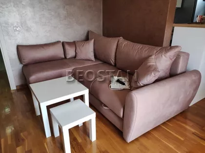 Vladimira Pogacica | 4zida.rs