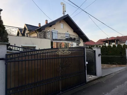 Surčin (mesto) | 4zida.rs