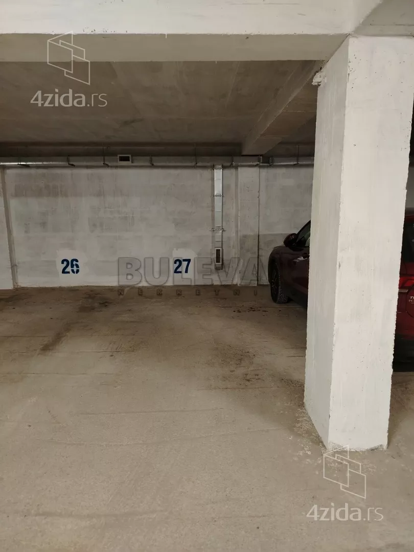 Garaža | 4zida