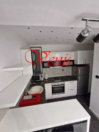 Šumadijska | 4zida.rs