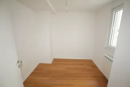 Vukov Spomenik | 4zida.rs