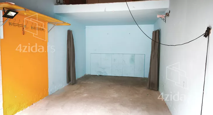 Garaža | 4zida