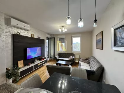 Adamovićevo Naselje | 4zida.rs