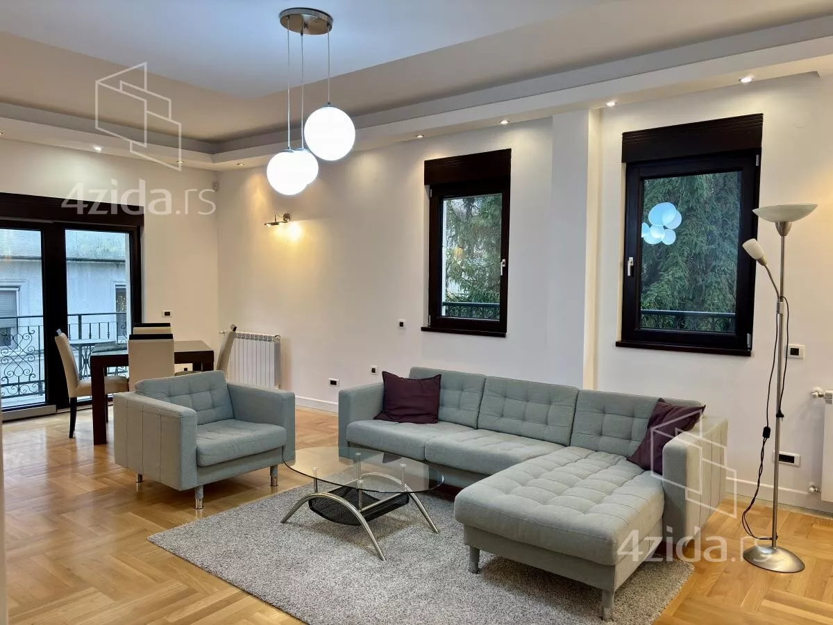 Petosoban stan | 4zida