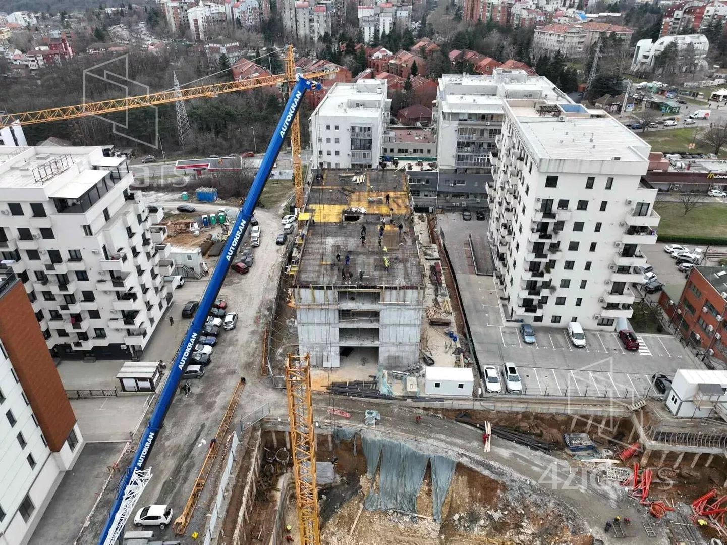 Četvorosoban stan | 4zida