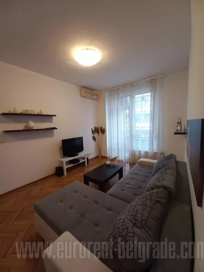 CRVENI KRST | 4zida.rs