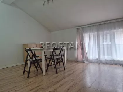 Sremska | 4zida.rs