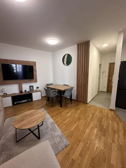 Adamovićevo Naselje | 4zida.rs