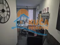 Lokal | 4zida