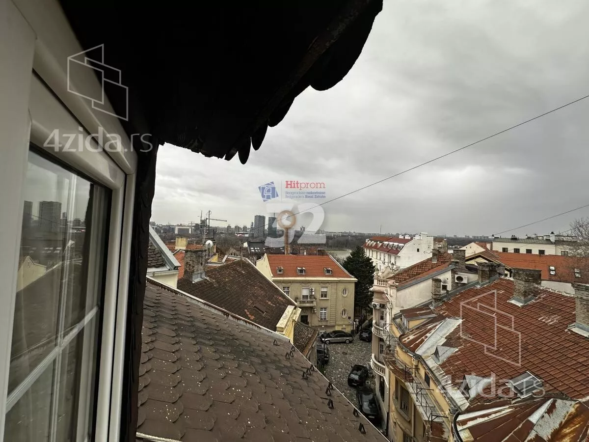 Četvoroiposoban stan | 4zida