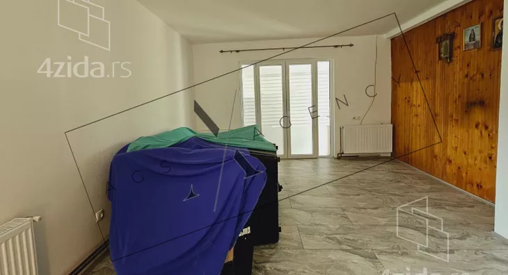 3-etažna kuća | 4zida