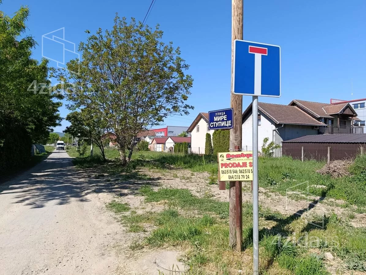 Plac | 4zida