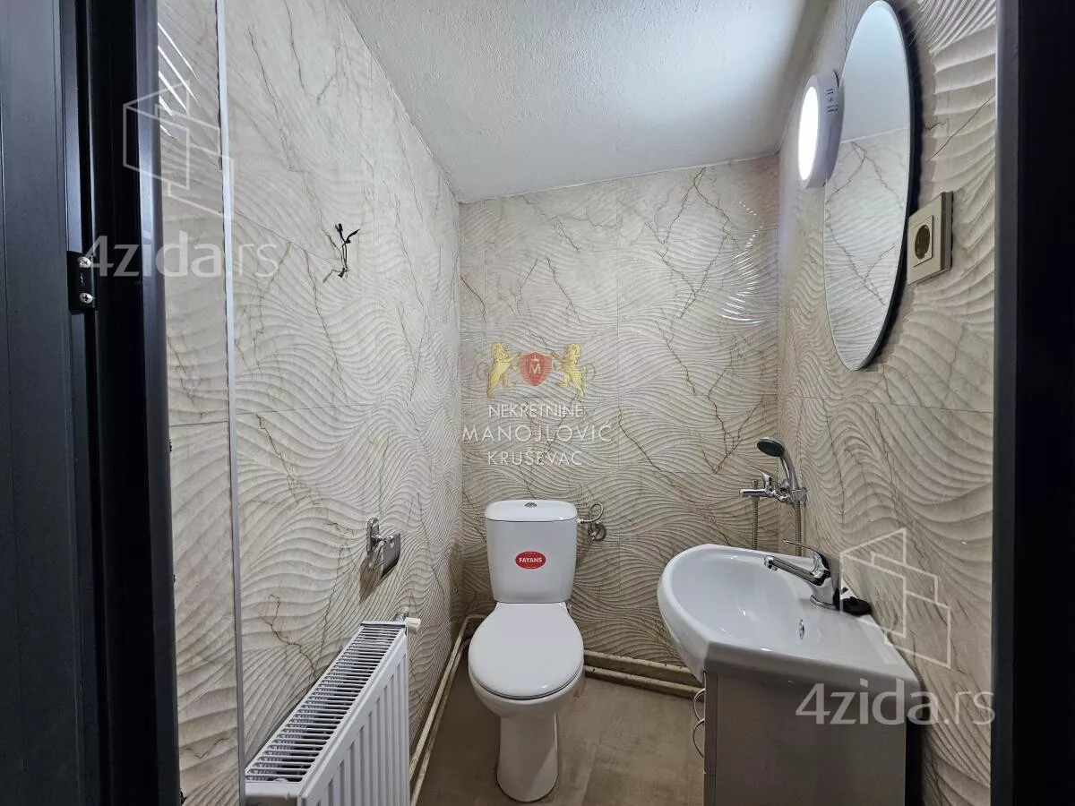 Poslovni prostor | 4zida