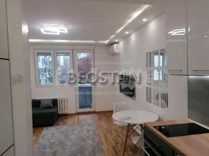 Otona Zupancica | 4zida.rs