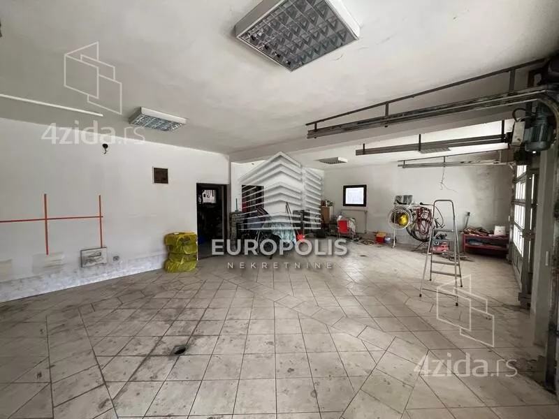 3-etažna kuća | 4zida