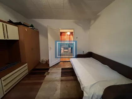 Vašarište | 4zida.rs
