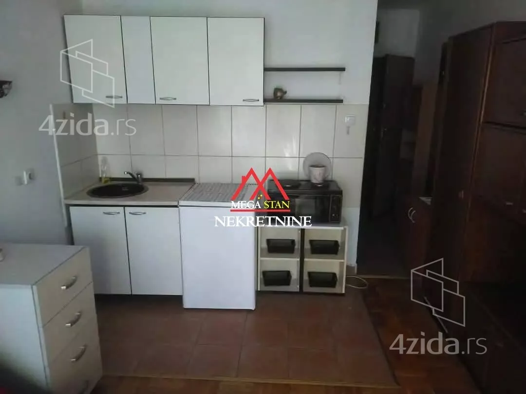 Garsonjera | 4zida