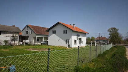 Donji Petrovci | 4zida.rs