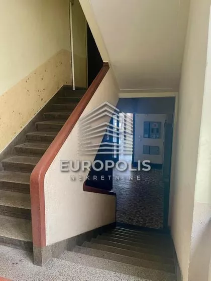 Južni Bulevar | 4zida.rs